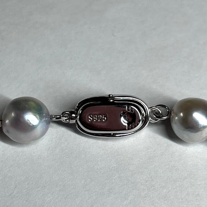 Akoya pearl necklace with natural blue pearls sized 8.5-9.5mm on a 39cm string with certification tag