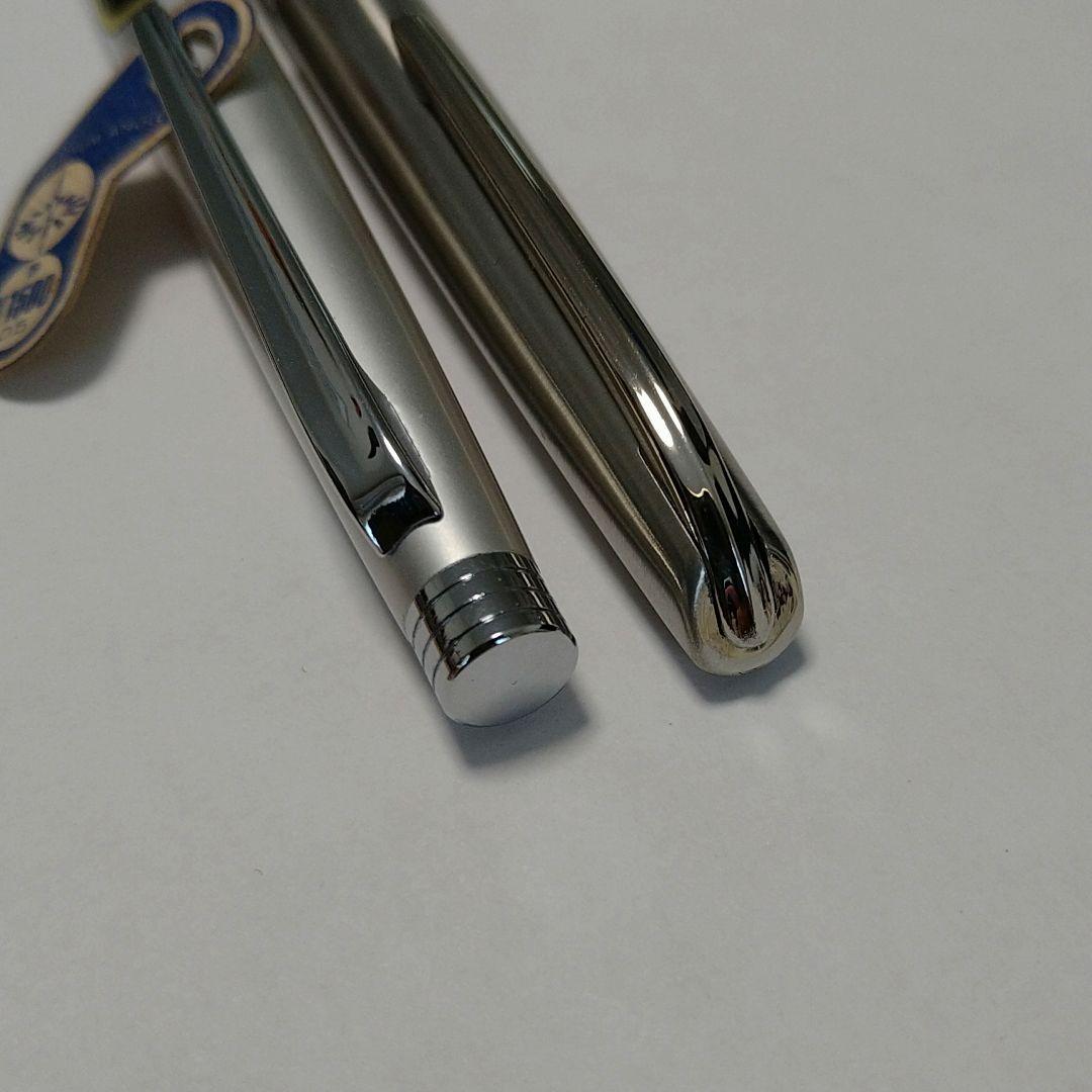 Pilot Silver Color Pencil with Normal and Platinum Angle Body Knock, 13 cm length