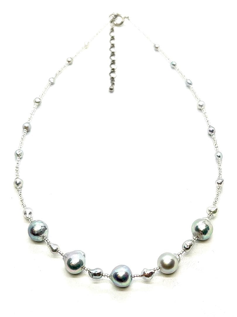 Akoya pearl necklace with 8-10 mm pearls, small baby pearls, Italian gold foil, and Venetian glass parts