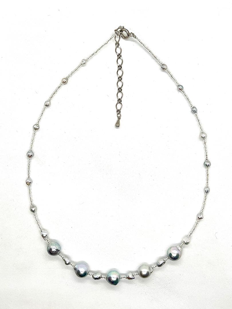 Akoya pearl necklace with 8-10 mm pearls, small baby pearls, Italian gold foil, and Venetian glass parts