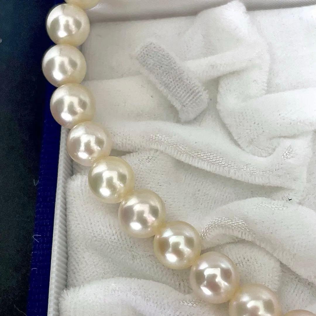 Tasaki Current Clasp Akoya pearl necklace with large 8.5-9.0mm pearls and 42.5cm length