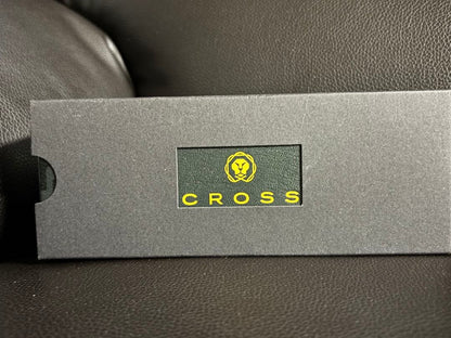 CROSS Ballpoint Pen in red metal with its dedicated case and guarantee card