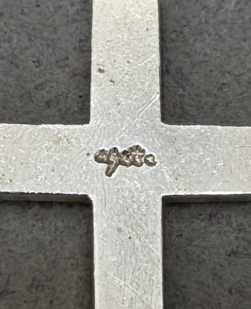 Agete Cross Necklace made of Silver925 with 51 cm length and detailed cross pendant