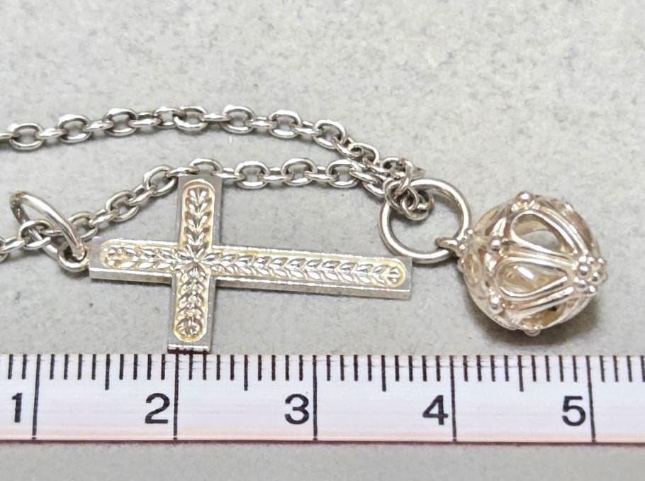 Agete Cross Necklace made of Silver925 with 51 cm length and detailed cross pendant