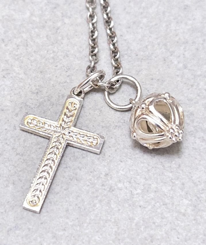 Agete Cross Necklace made of Silver925 with 51 cm length and detailed cross pendant