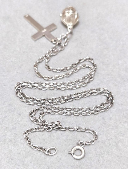 Agete Cross Necklace made of Silver925 with 51 cm length and detailed cross pendant