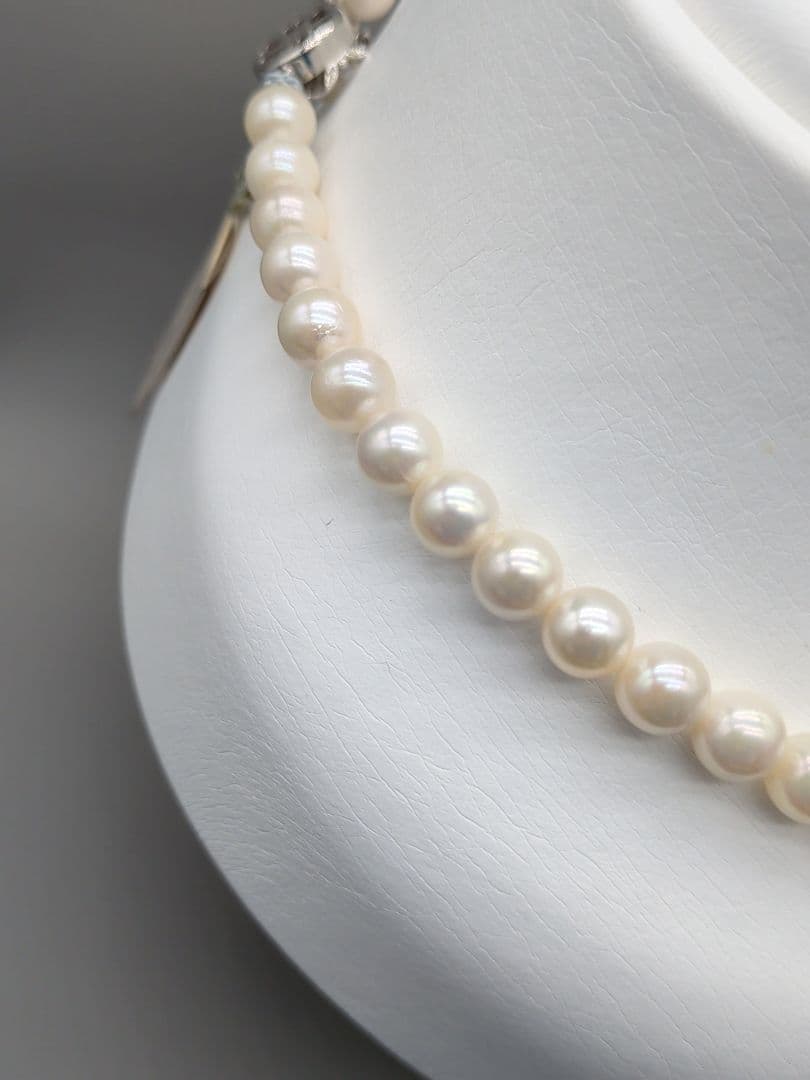 Akoya genuine white pearl necklace with 7.5-8mm pearls and silver clasp, 41.7cm long
