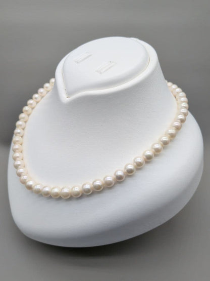 Akoya genuine white pearl necklace with 7.5-8mm pearls and silver clasp, 41.7cm long