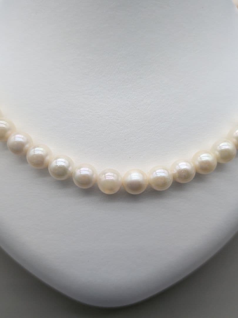 Akoya genuine white pearl necklace with 7.5-8mm pearls and silver clasp, 41.7cm long