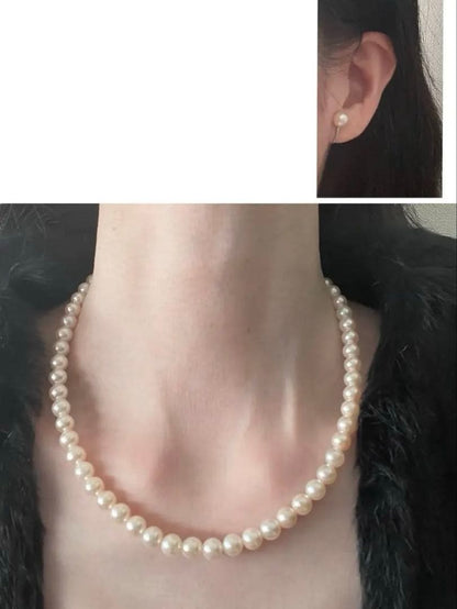 Akoya pearl necklace 43 cm with round 7.5 mm pearls and matching 7 mm pearl earrings set