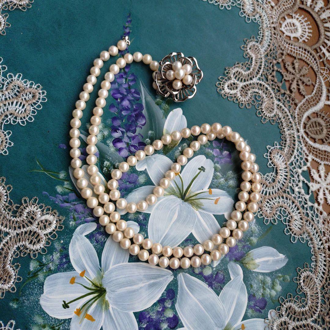 Akoya pearl motif long necklace with 6.5-6.8 mm white pearls on 85 cm silver chain