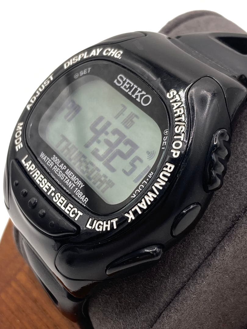 SEIKO デジタル ランニングウォッチ クォーツ O-136 Quartz Men's Watch — Japanese