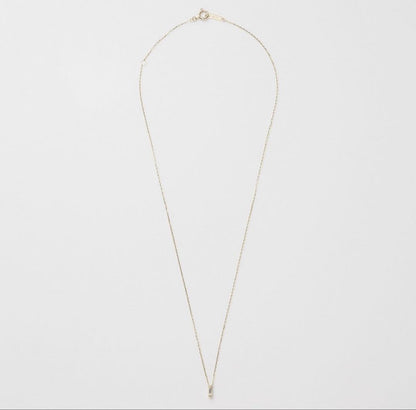 Agete K10 diamond necklace with 0.04ct diamond on 39 cm chain, pendant size 0.55 x 0.2 cm