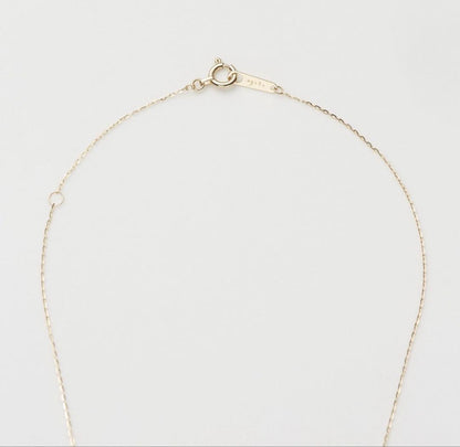 Agete K10 diamond necklace with 0.04ct diamond on 39 cm chain, pendant size 0.55 x 0.2 cm