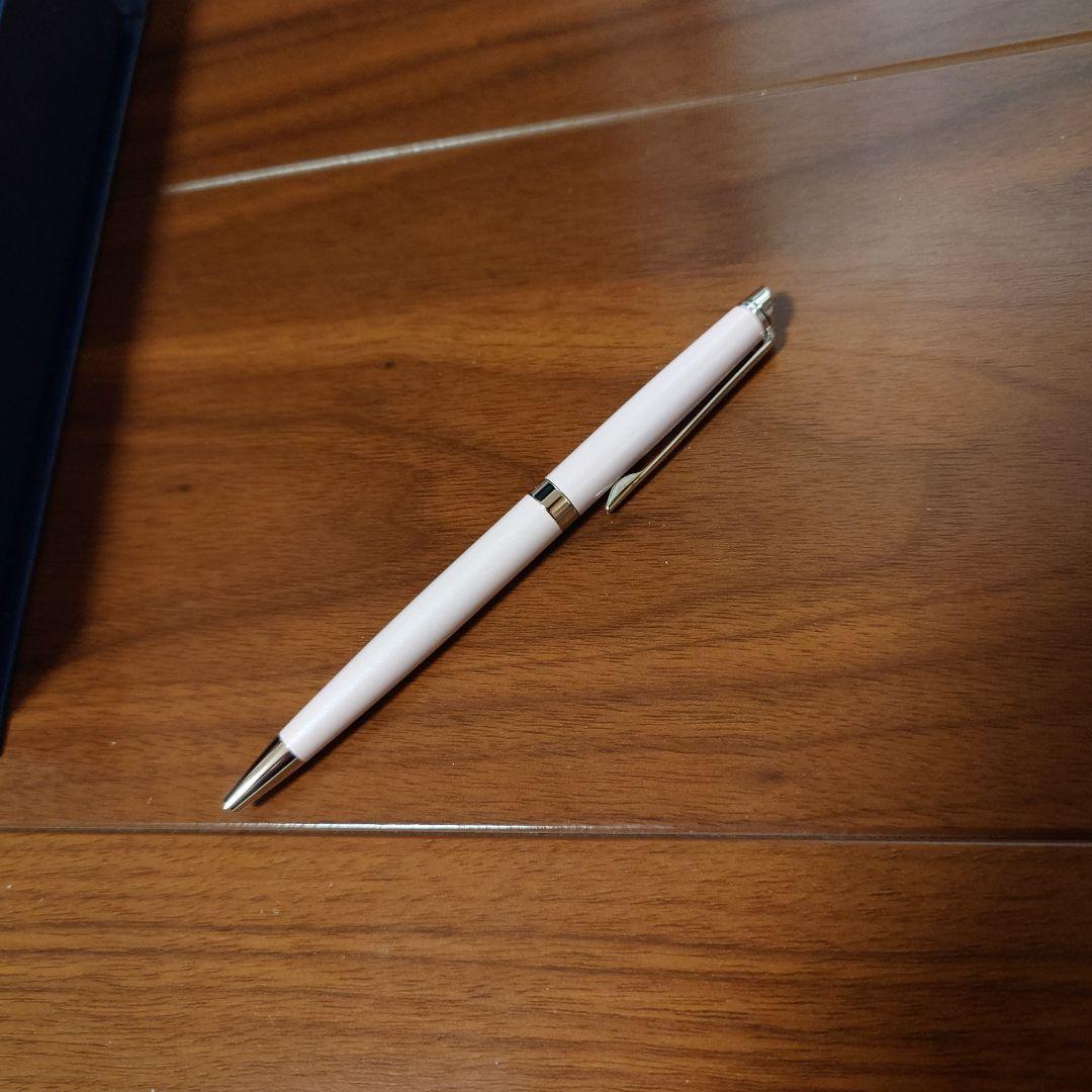 Waterman ballpoint pen set with pearl finish light pink pen, pen case, and replacement ink