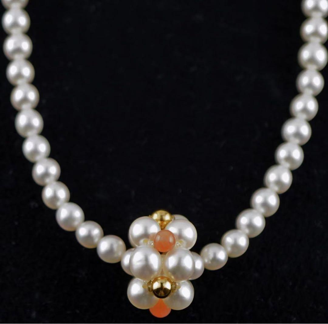 Tasaki K18 Akoya baby pearl coral necklace with 3.5 to 4.0mm pearls and coral beads on a 44cm chain