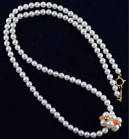 Tasaki K18 Akoya baby pearl coral necklace with 3.5 to 4.0mm pearls and coral beads on a 44cm chain