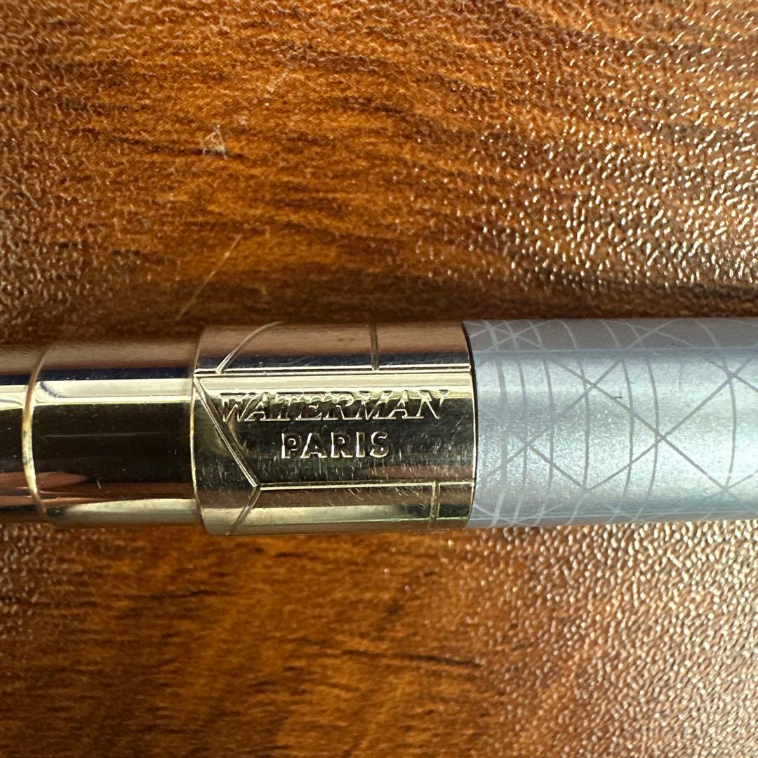 Waterman Metropolitan Ballpoint Pen French in sleek design with silver clip and black barrel