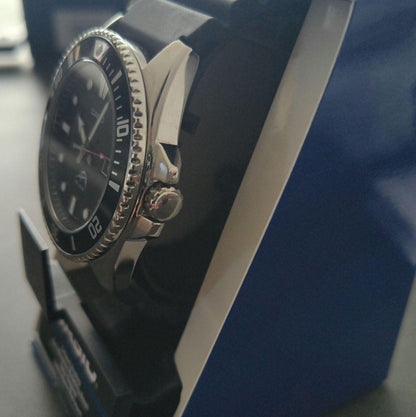 CASIO MDV-106 Quartz Men's Watch — Japanese