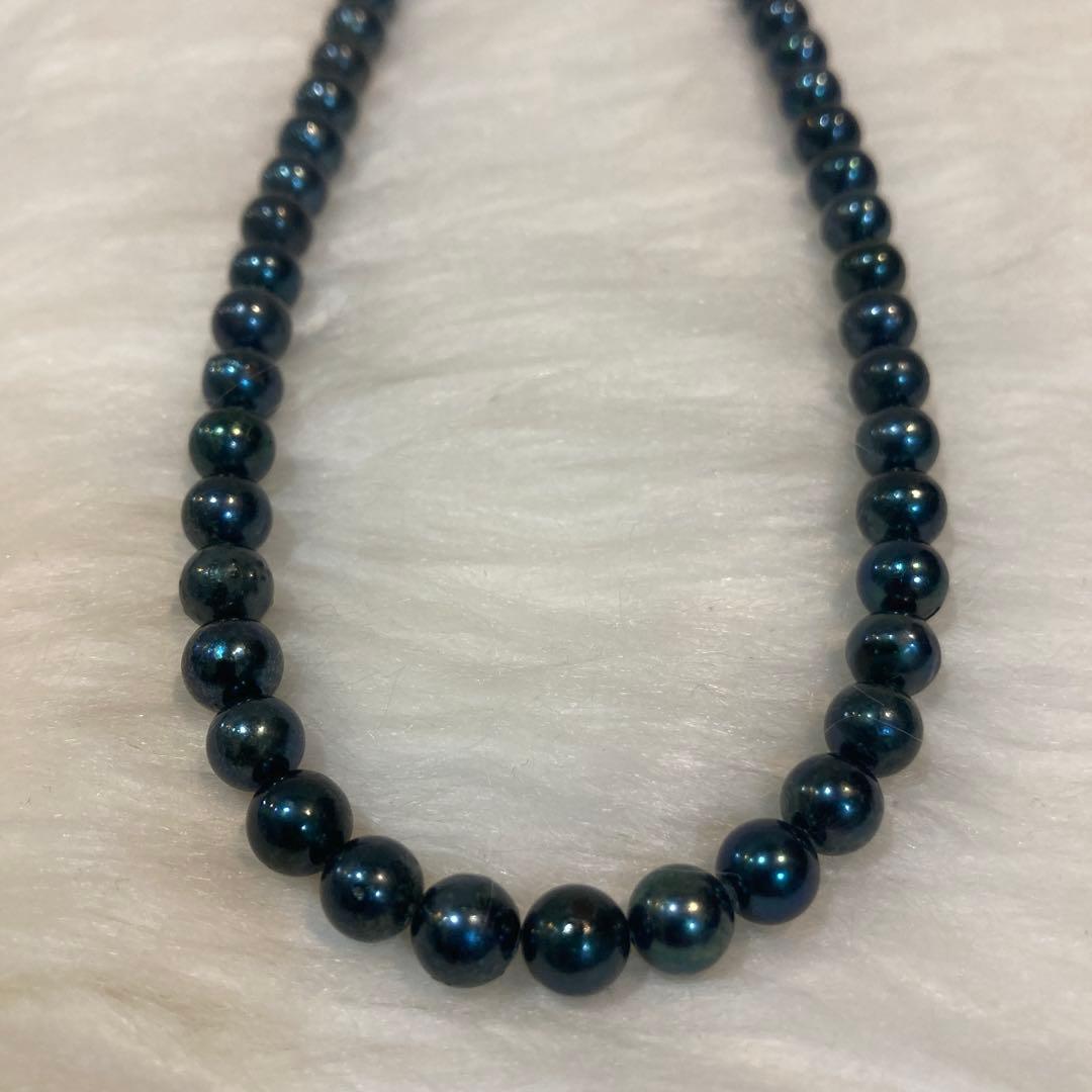 Akoya pearl necklace 43.5cm length with 6.6-6.9mm pearls and silver clasp