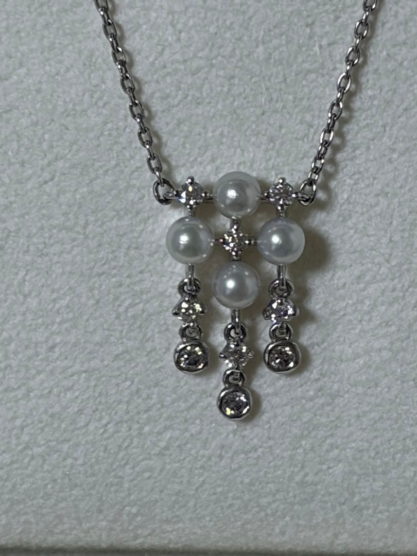 Mikimoto Akoya pearl diamond necklace in K18 gold with 50cm length and adjustable clasp displayed on white background