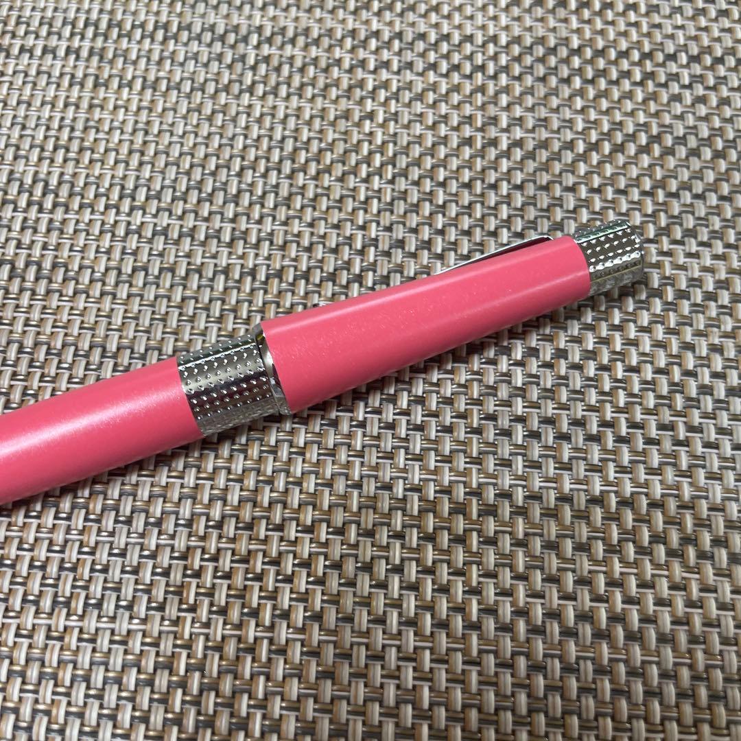 CROSS Twist Ballpoint Pen NO.11 with single color ink and twist type mechanism