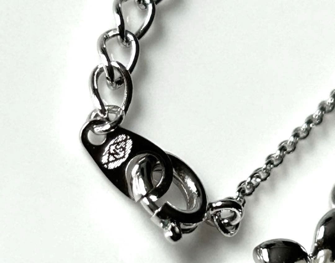 Tasaki baby pearl necklace with silver flower motif and 40 cm silver chain