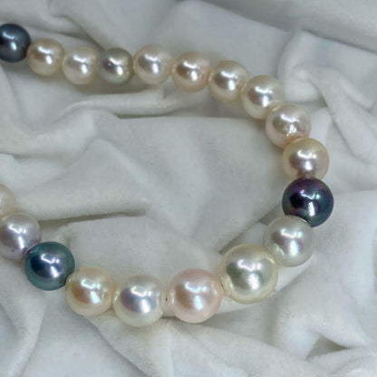 Multicolor Akoya pearl necklace with silver clasp featuring pearls from 4.0mm to 9.1mm in size