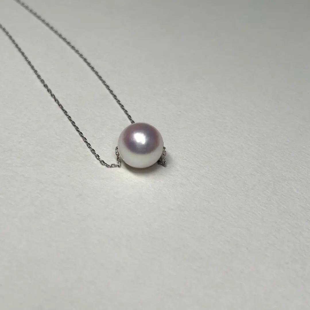 K18WG necklace with a single 8mm white pink Akoya genuine pearl on 18 karat white gold mounting