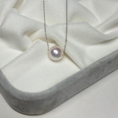 K18WG necklace with a single 8mm white pink Akoya genuine pearl on 18 karat white gold mounting