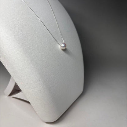 K18WG necklace with a single 8mm white pink Akoya genuine pearl on 18 karat white gold mounting