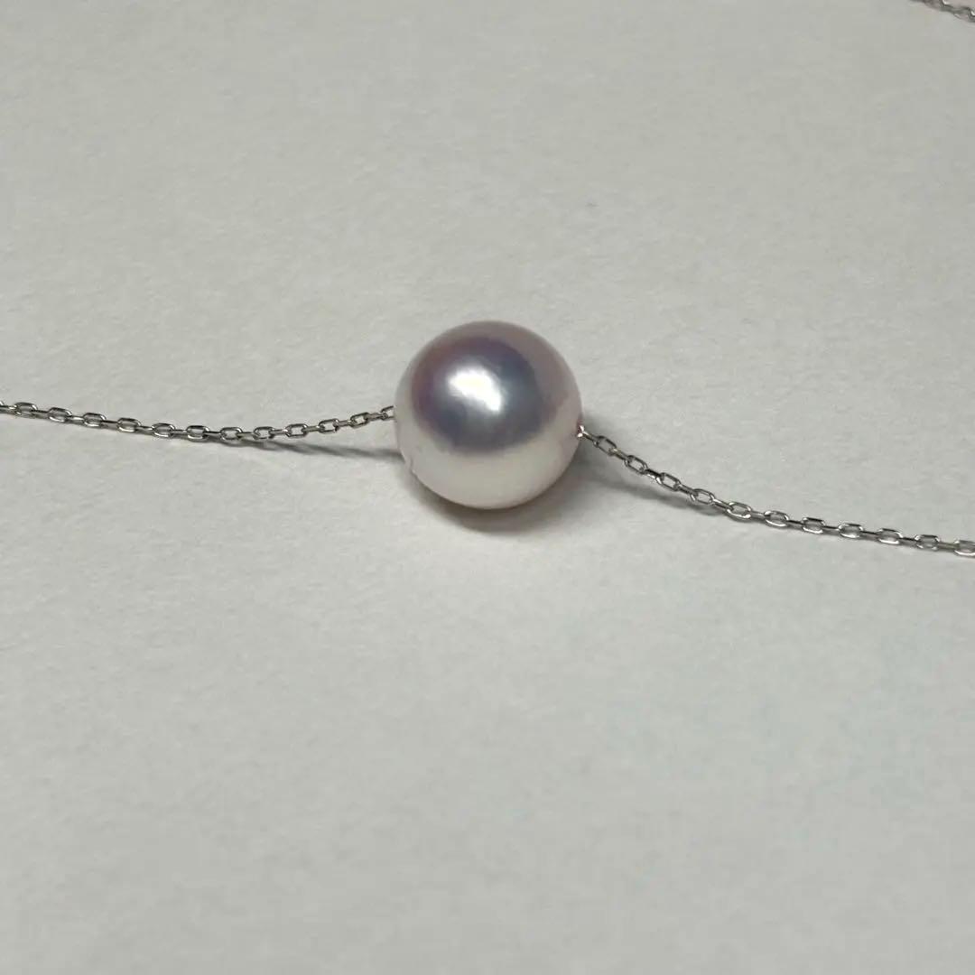 K18WG necklace with a single 8mm white pink Akoya genuine pearl on 18 karat white gold mounting