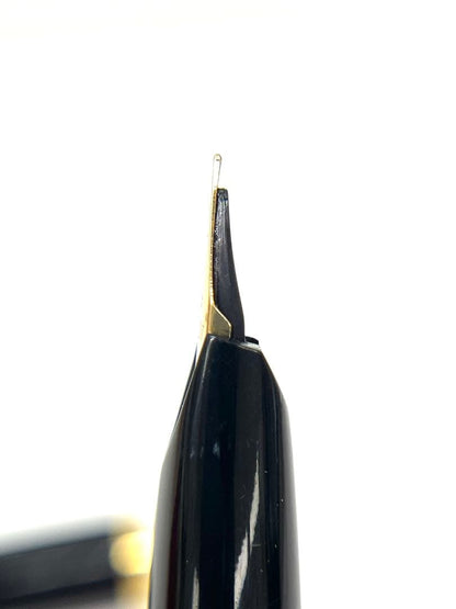 PILOT SUPER QUALITY fountain pen with fine nib, black body, and gold decorative elements
