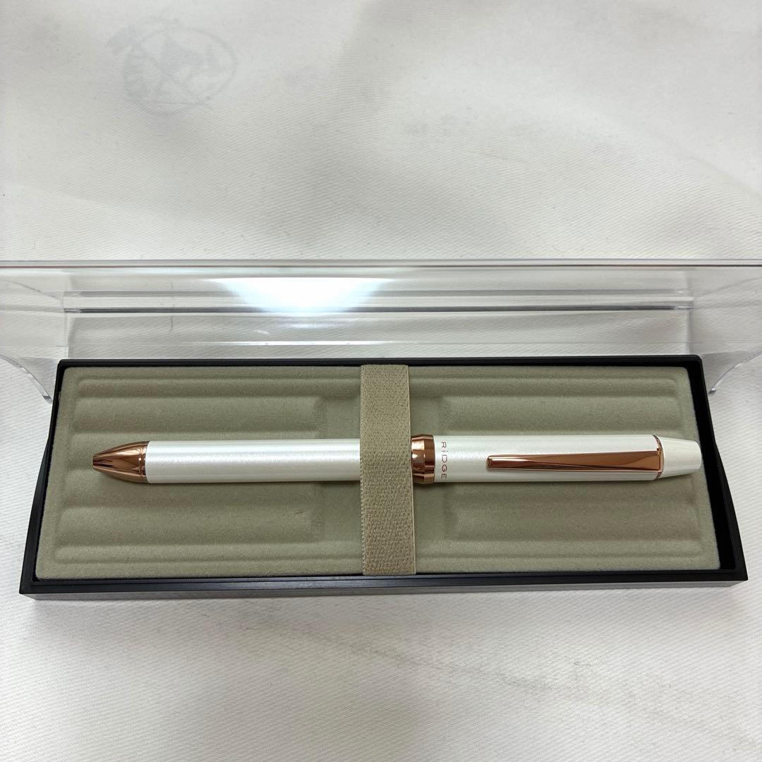 PILOT 3+1 RiDGE multi-function pen in pearl white with box on white background