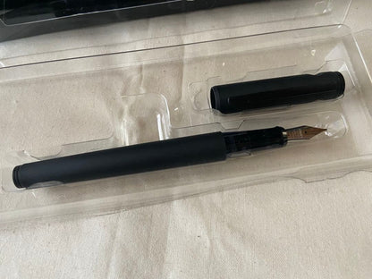 Pilot Lightive fountain pen in silver finish with original box showing slight wear