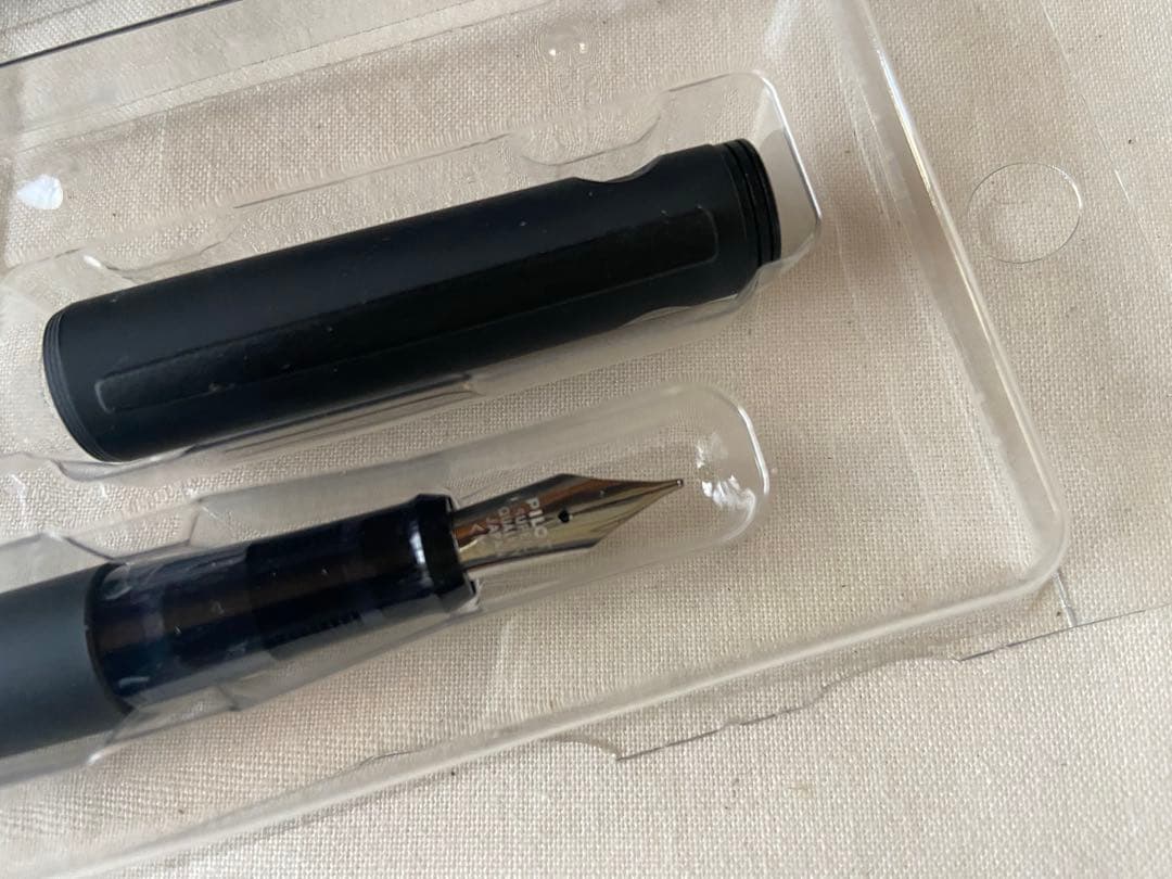 Pilot Lightive fountain pen in silver finish with original box showing slight wear