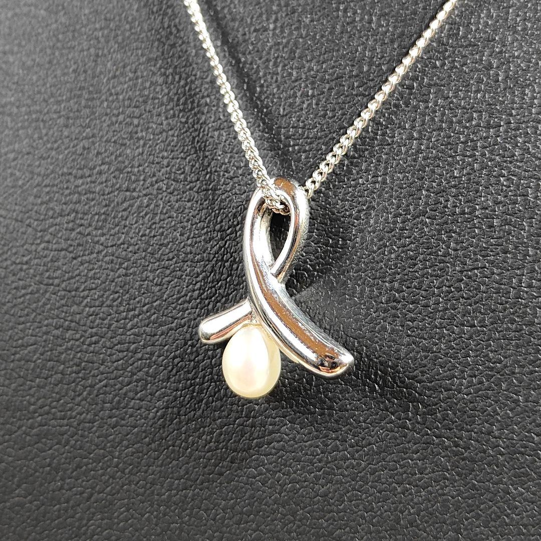 TASAKI pearl necklace with silver ribbon motif and genuine pearls on 40 cm chain