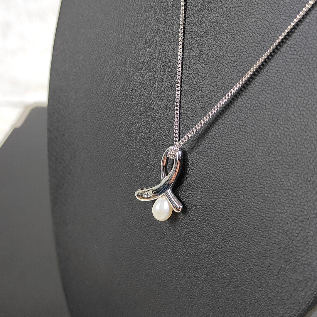 TASAKI pearl necklace with silver ribbon motif and genuine pearls on 40 cm chain
