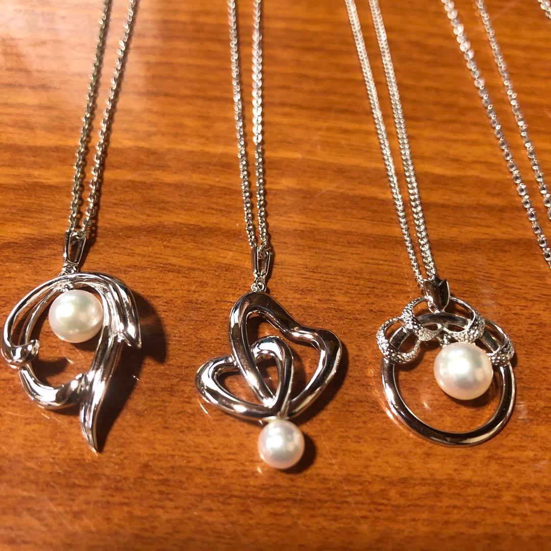 Mikimoto Pearl Necklace Silver Heart Choker with five delicate chains and silver heart pendant featuring small pearls