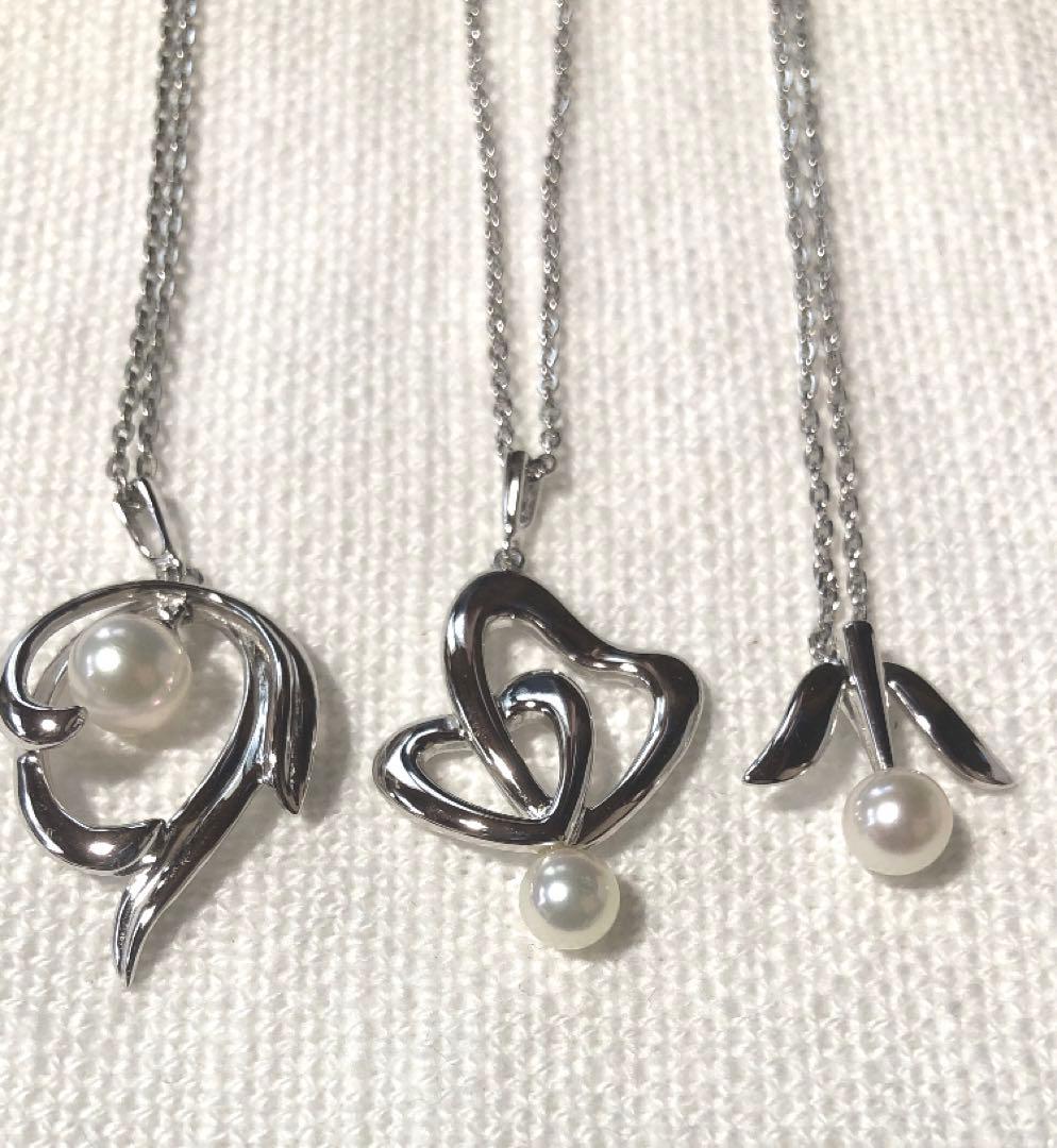 Mikimoto Pearl Necklace Silver Heart Choker with five delicate chains and silver heart pendant featuring small pearls