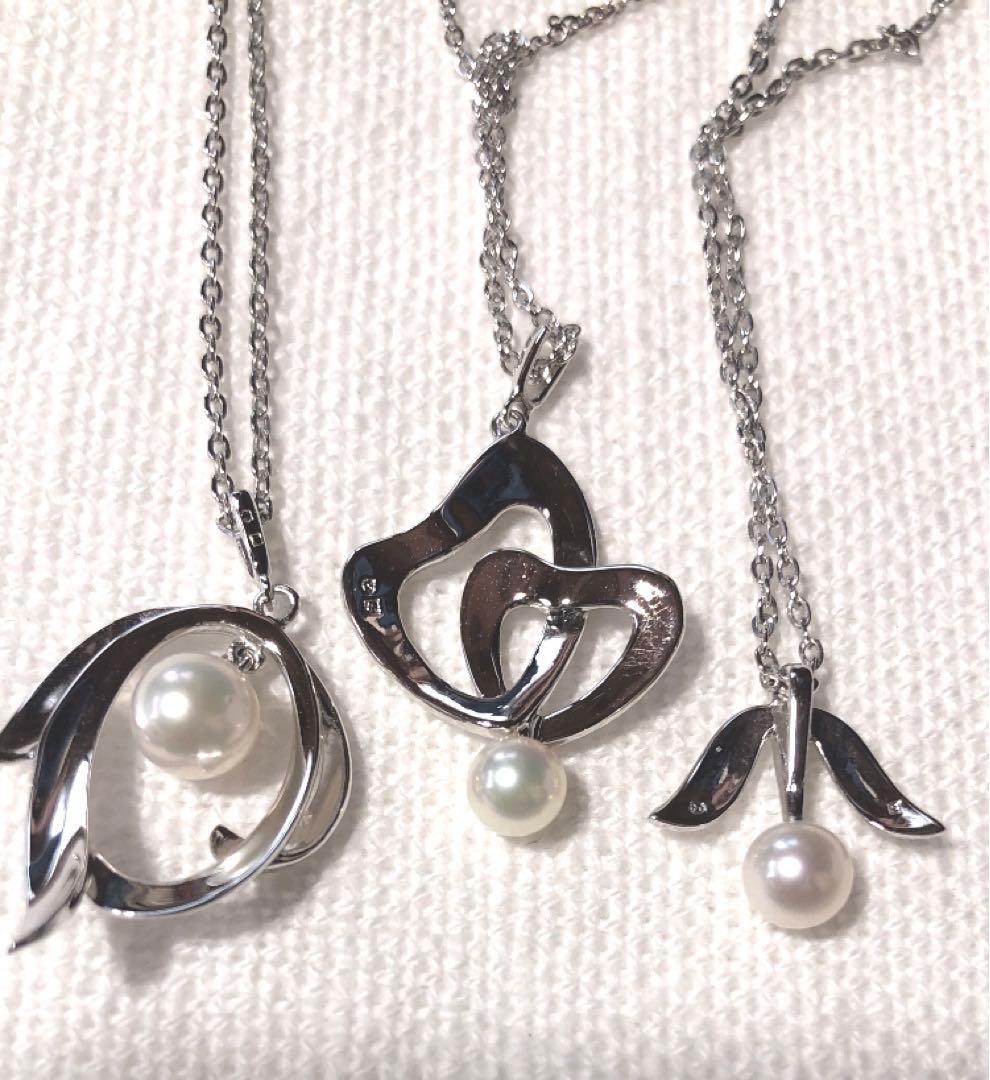 Mikimoto Pearl Necklace Silver Heart Choker with five delicate chains and silver heart pendant featuring small pearls