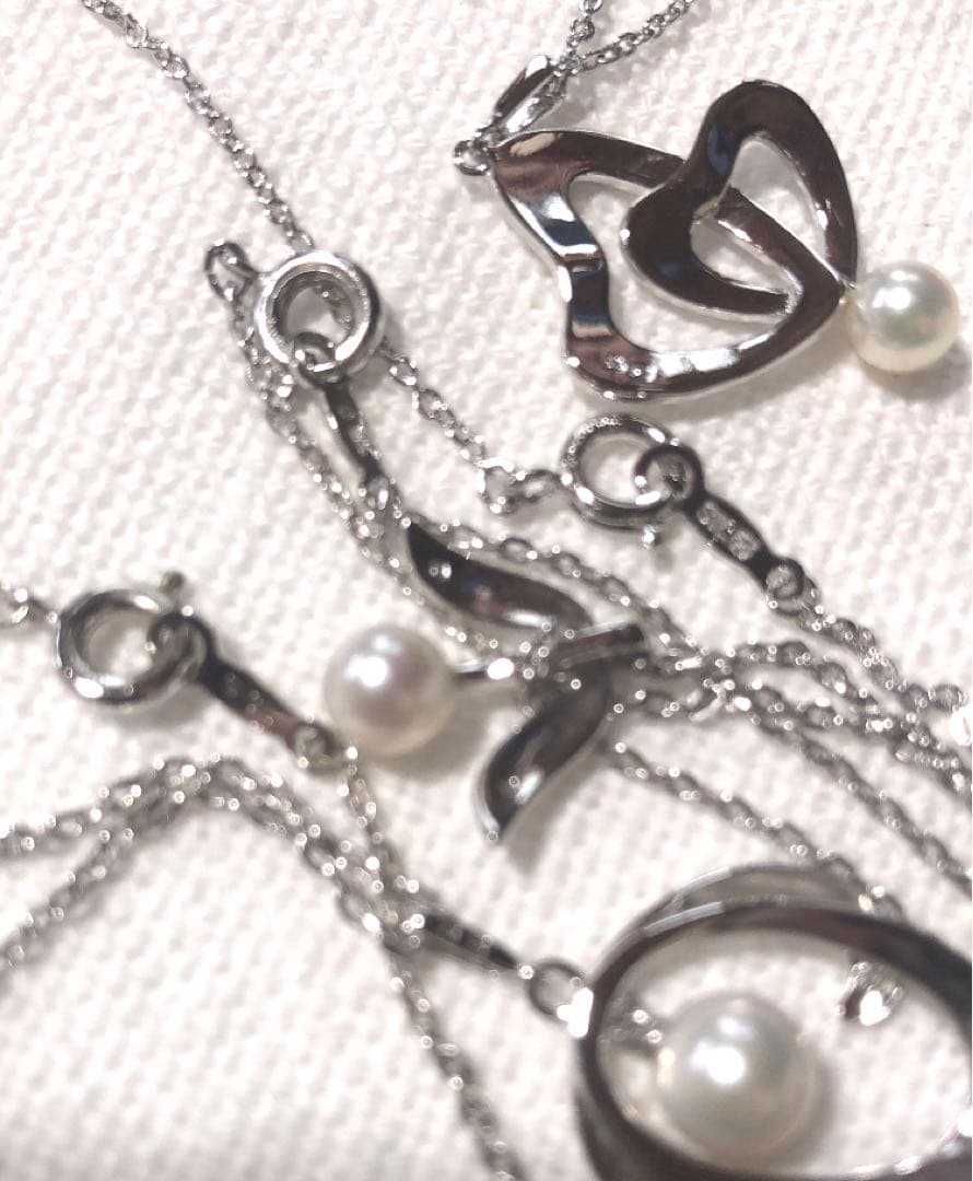 Mikimoto Pearl Necklace Silver Heart Choker with five delicate chains and silver heart pendant featuring small pearls