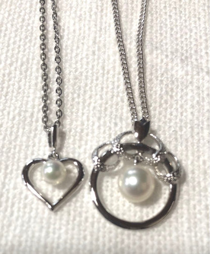 Mikimoto Pearl Necklace Silver Heart Choker with five delicate chains and silver heart pendant featuring small pearls