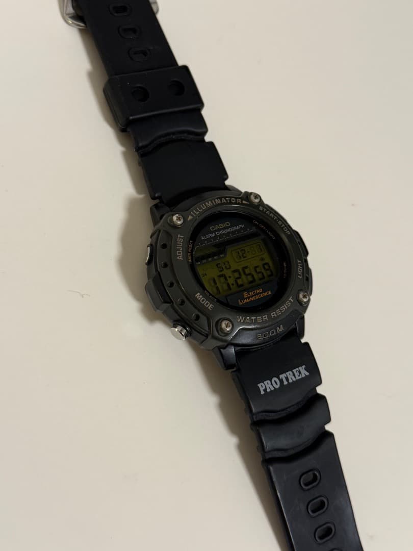 CASIO DW-285 Digital Men's Watch — Japanese
