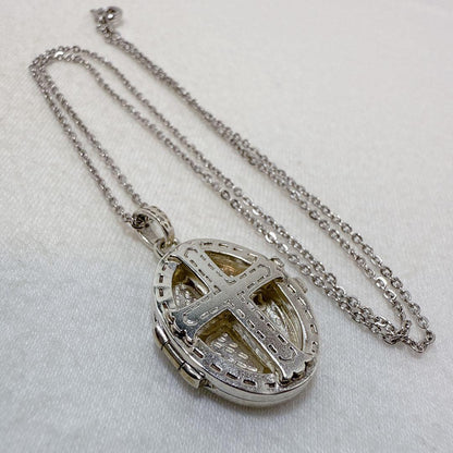 Agete silver pendant necklace featuring a cross rocket design on a 45.5 cm silver chain