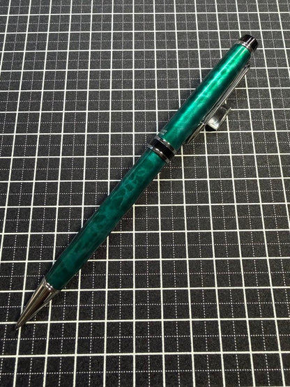 PILOT GRASE Mechanical Pencil in Forest Color with 0.5mm lead diameter model HGNC-5SR-MOR