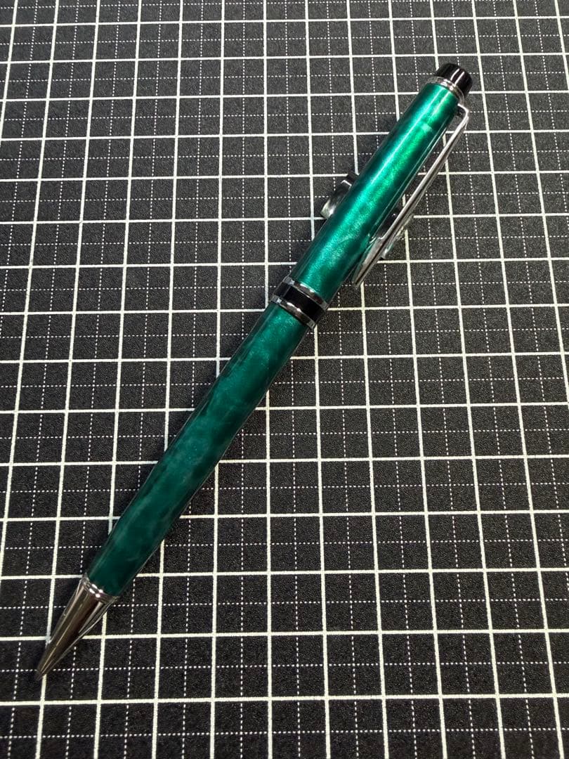 PILOT GRASE Mechanical Pencil in Forest Color with 0.5mm lead diameter model HGNC-5SR-MOR