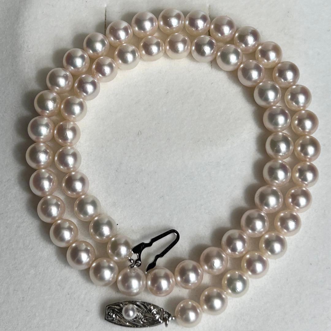 Tasaki Akoya pearl necklace with 7.5mm pearls and silver metal fittings, 44.5cm length