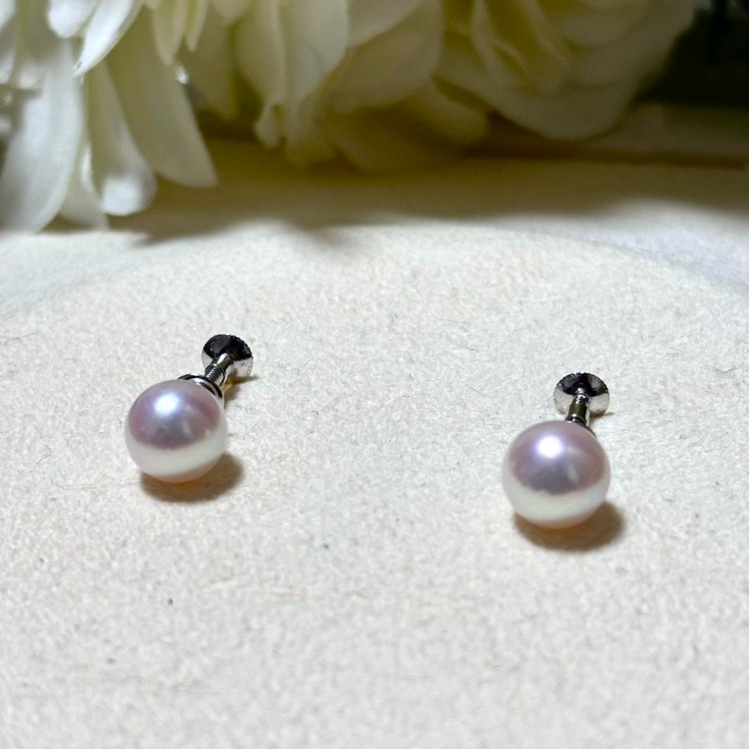 Pearl Necklace SV 42.6g with 42.5cm length and 8-8.5mm pearls, silver clasp