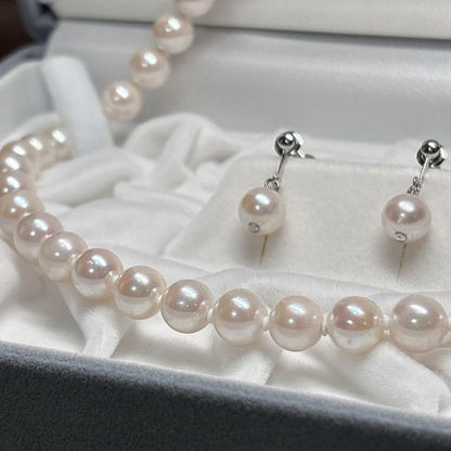 Daikoku Matsuzakaya light pink pearl necklace set with 40cm chain displayed on white background